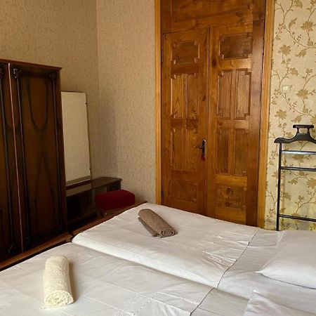 Guest House Levan II Dadiani Zugdidi Zewnętrze zdjęcie