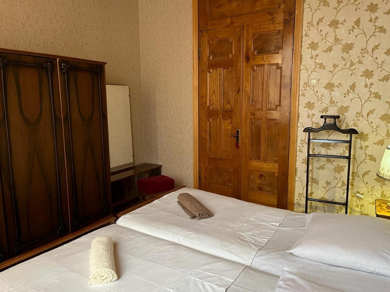 Guest House Levan II Dadiani Zugdidi Zewnętrze zdjęcie