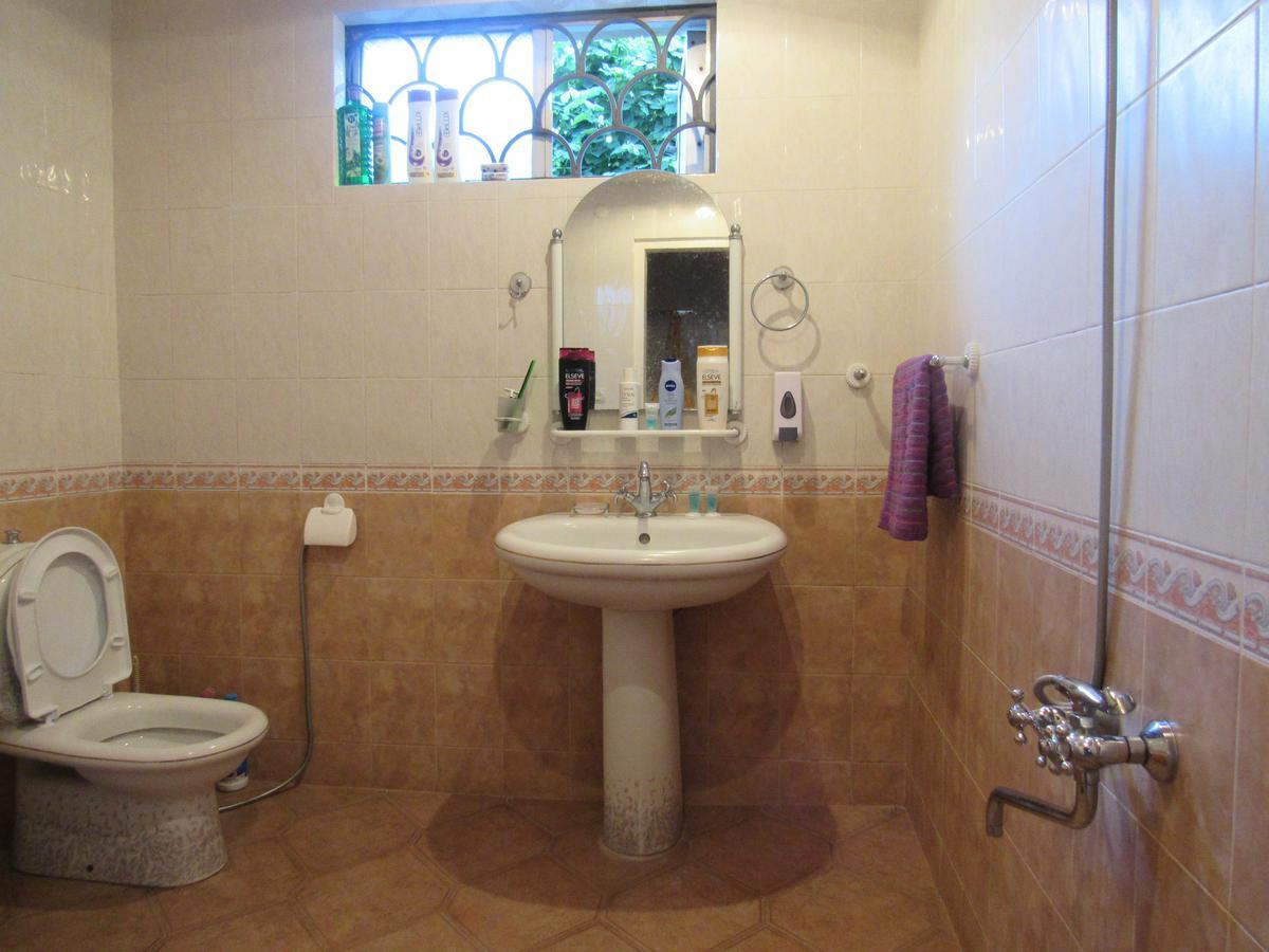 Guest House Levan II Dadiani Zugdidi Zewnętrze zdjęcie